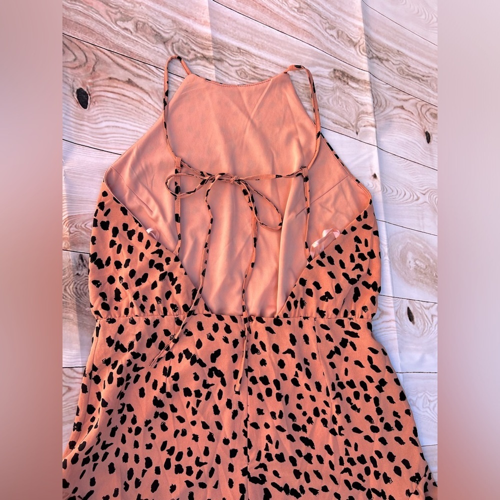 NEW ๐ SHE + SKY Coral Cheetah Print Romper frilly bottom bow tie string back L - Picture 3 of 5